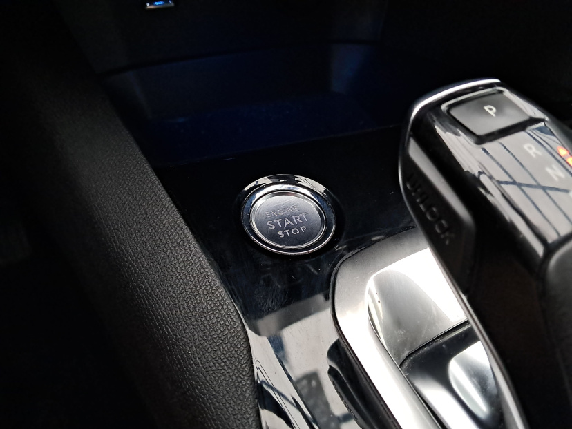Peugeot 3008, 2021