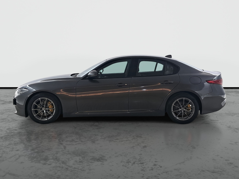 Alfa Romeo Giulia, 2017