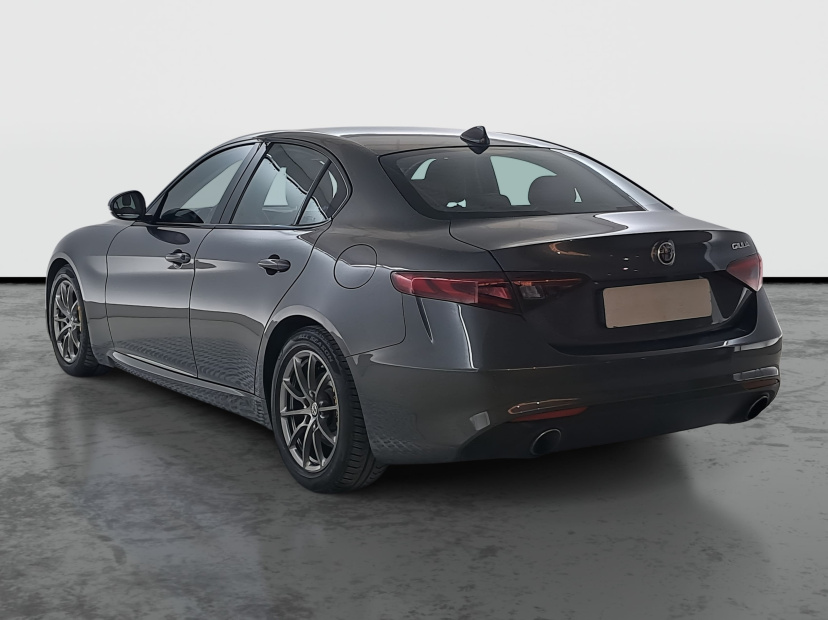 Alfa Romeo Giulia, 2017