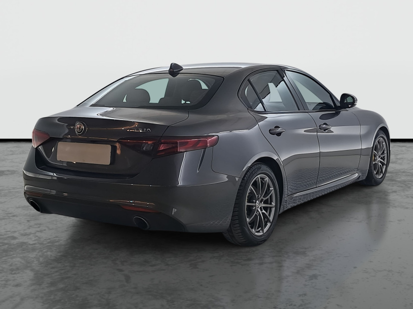 Alfa Romeo Giulia, 2017