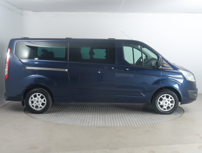 Ford Tourneo Custom, 2013