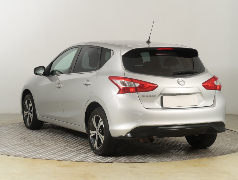 Nissan Pulsar, 2015