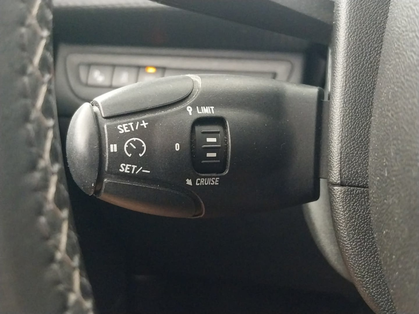 Peugeot 208, 2015