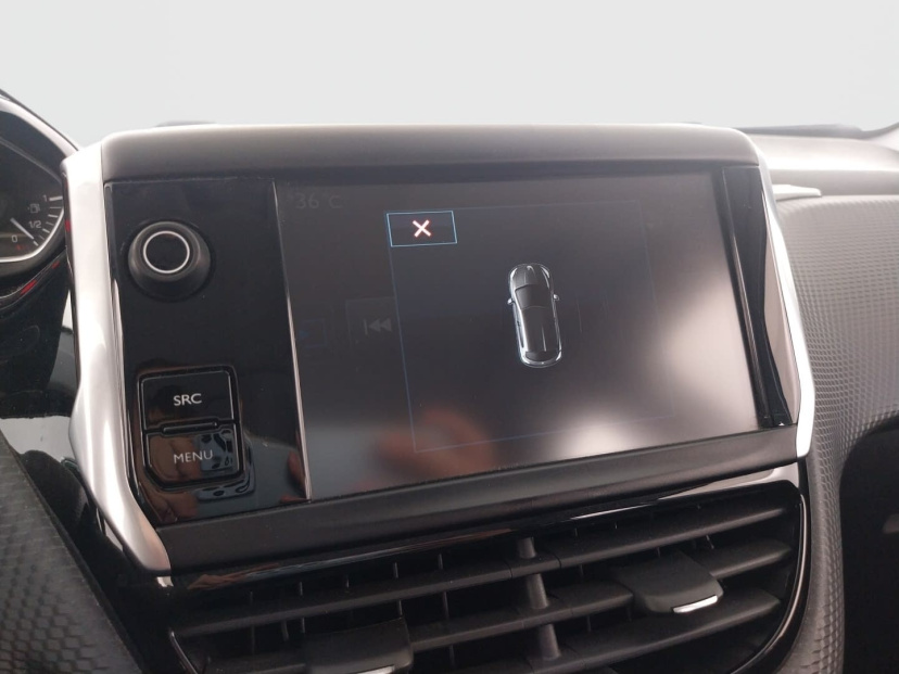 Peugeot 208, 2015