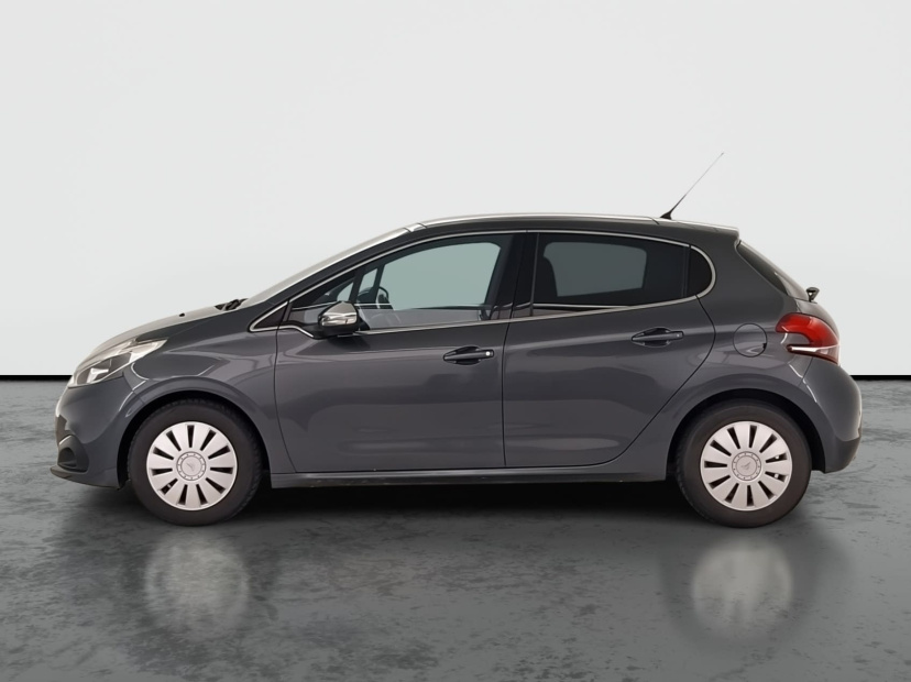 Peugeot 208, 2015