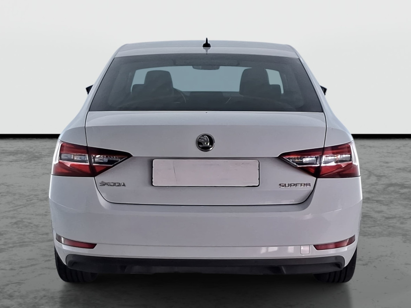 Škoda Superb, 2016