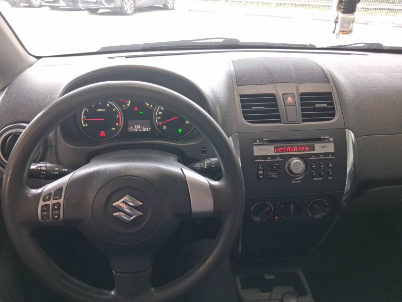 Suzuki SX4, 2011