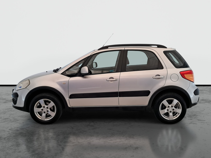 Suzuki SX4, 2011
