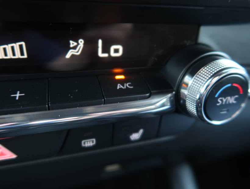 Mazda 3, 2021