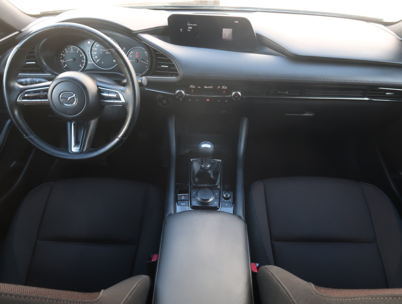 Mazda 3, 2021