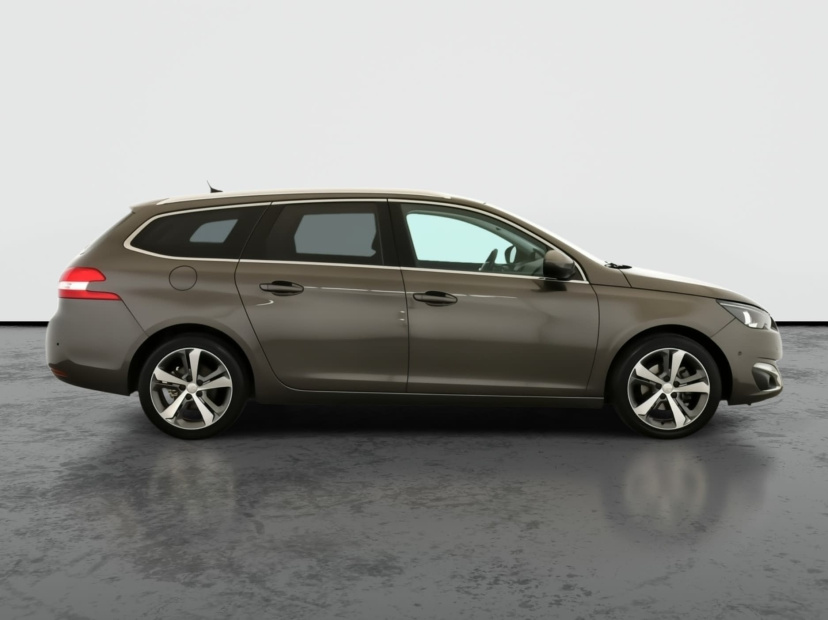 Peugeot 308, 2015