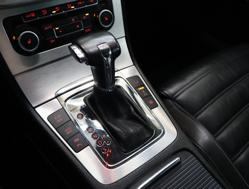 Volkswagen Passat CC, 2008