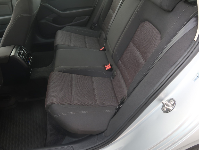 Volkswagen Passat, 2015
