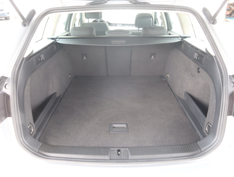 Volkswagen Passat, 2015