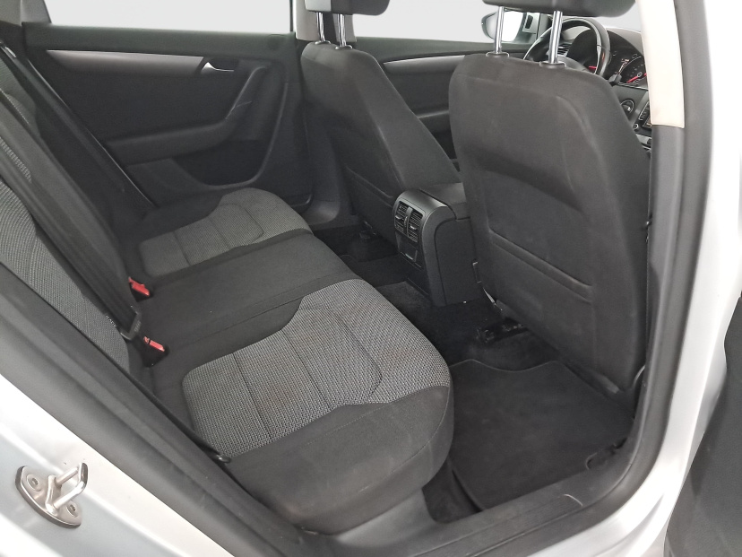 Volkswagen Passat, 2012