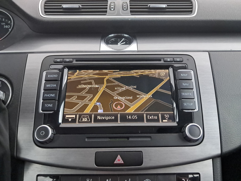 Volkswagen Passat, 2012