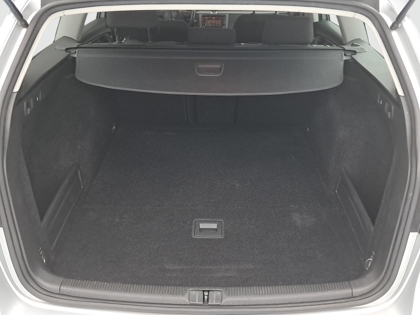 Volkswagen Passat, 2012