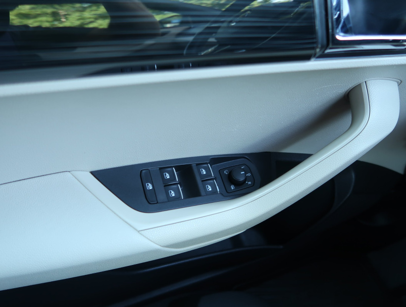 Škoda Karoq, 2019