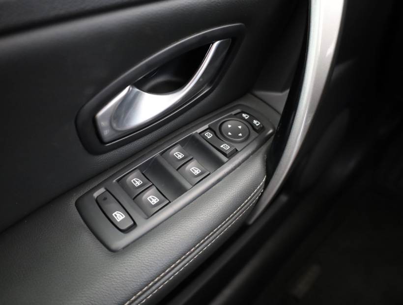 Renault Laguna, 2012