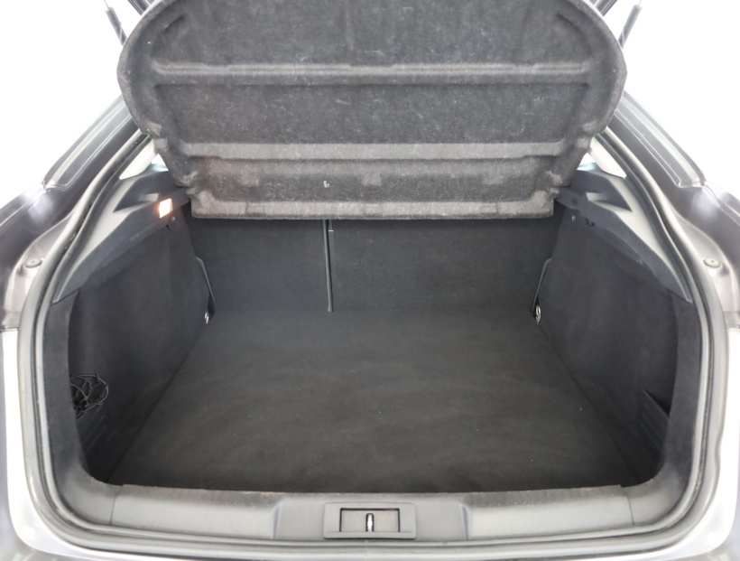 Renault Laguna, 2012