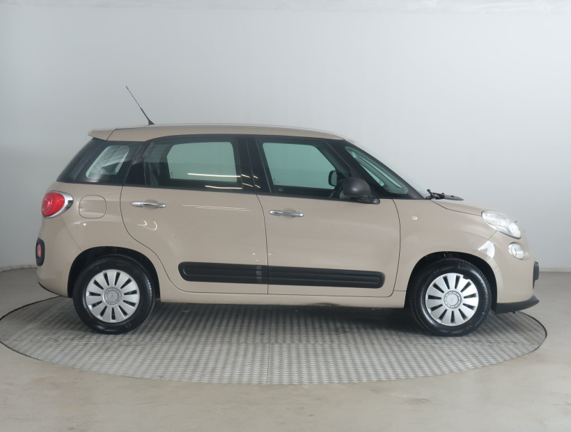 Fiat 500L, 2015