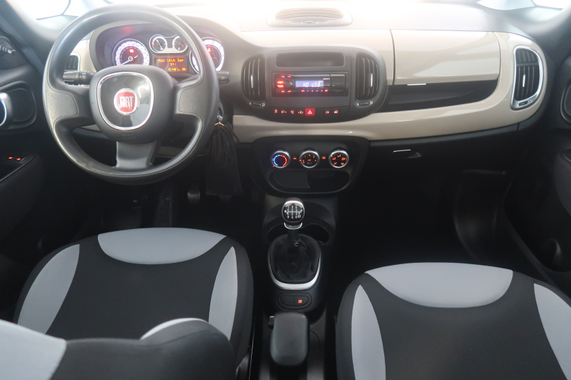 Fiat 500L, 2015