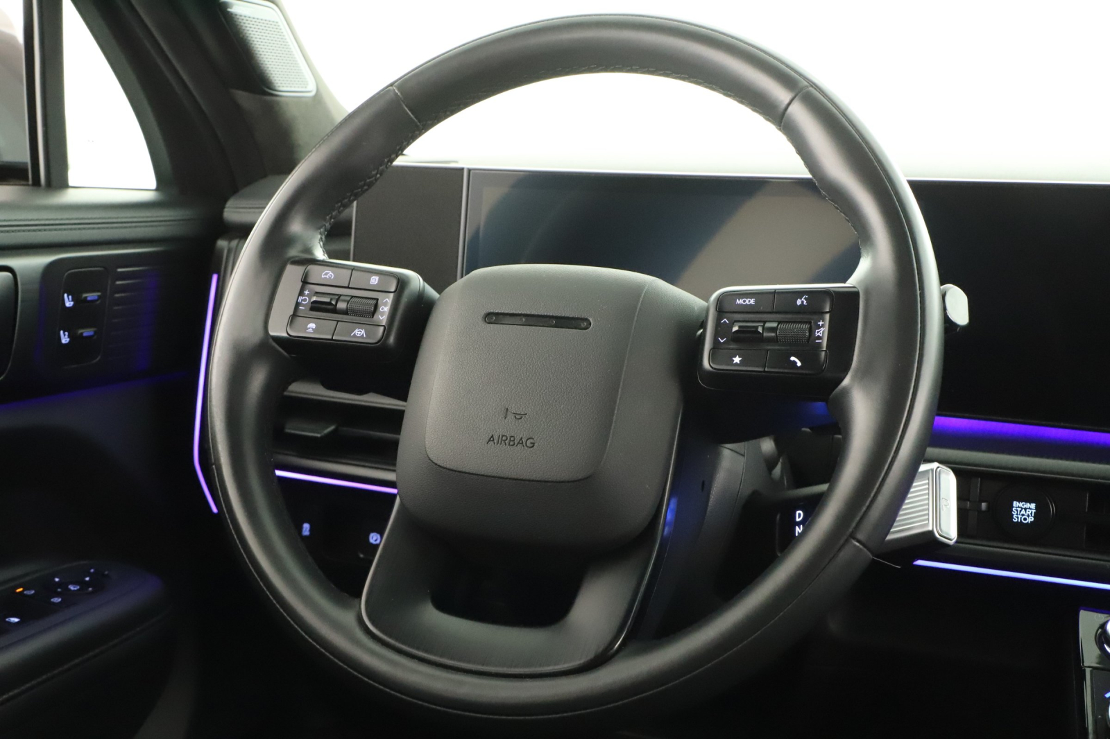 Hyundai Santa Fe - 2025