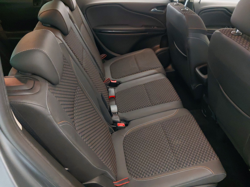 Opel Zafira, 2019