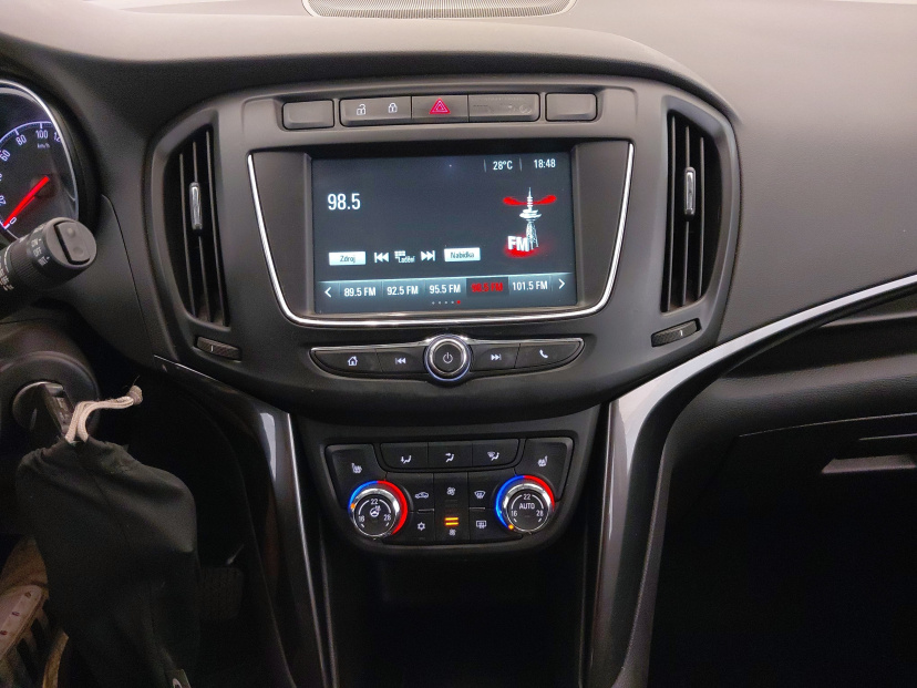 Opel Zafira, 2019