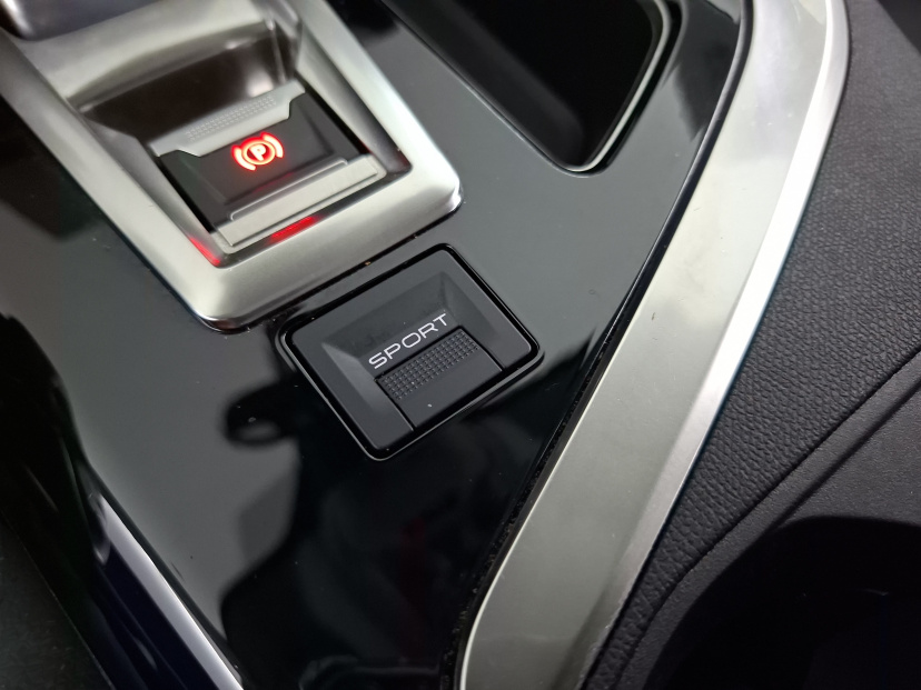 Peugeot 3008, 2019