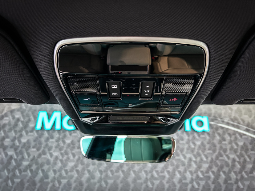 Land Rover Range Rover, 2025