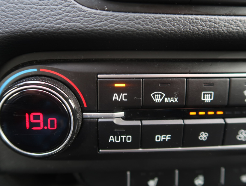 Kia XCeed, 2024