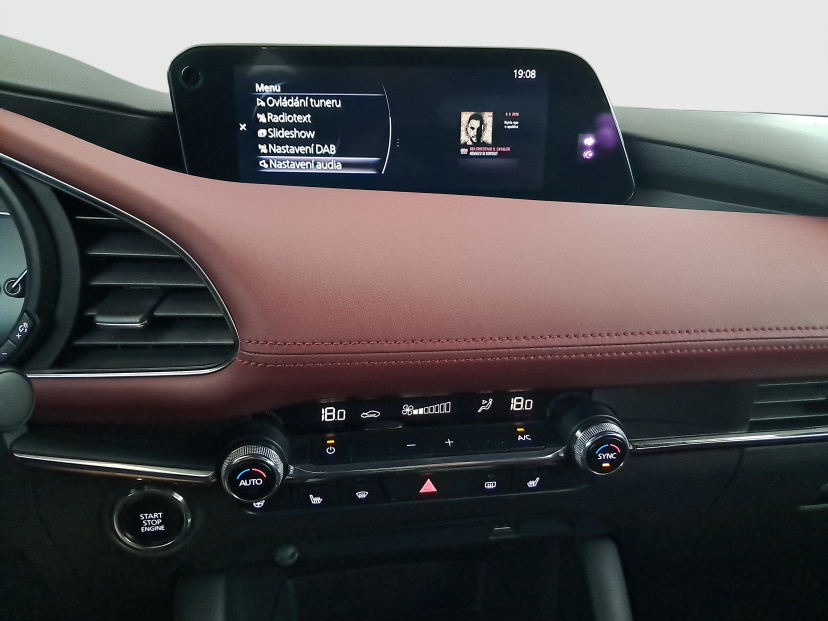 Mazda 3, 2020