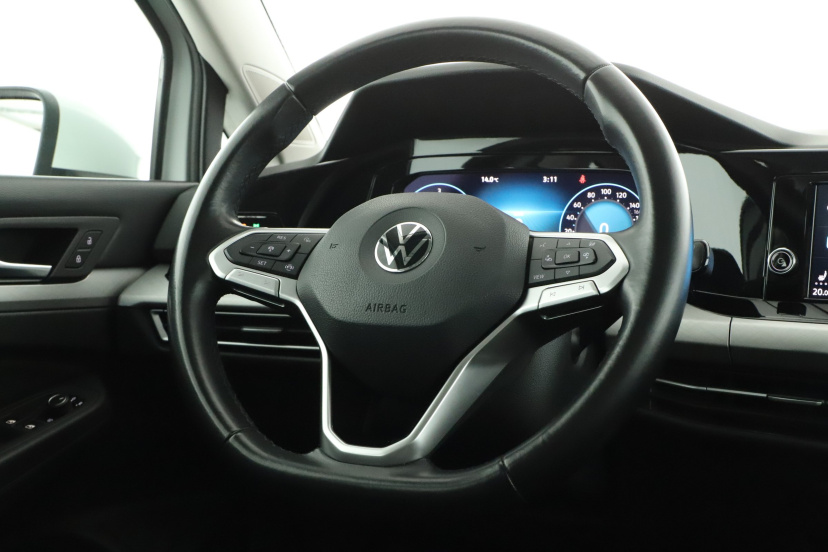 Volkswagen Golf, 2021