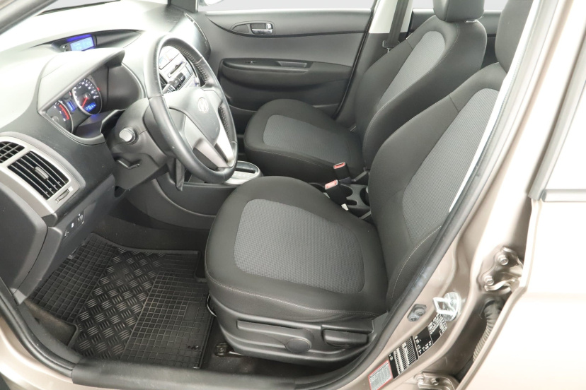 Hyundai i20, 2013