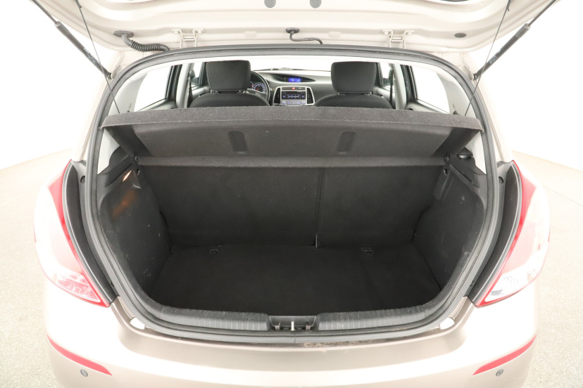 Hyundai i20, 2013