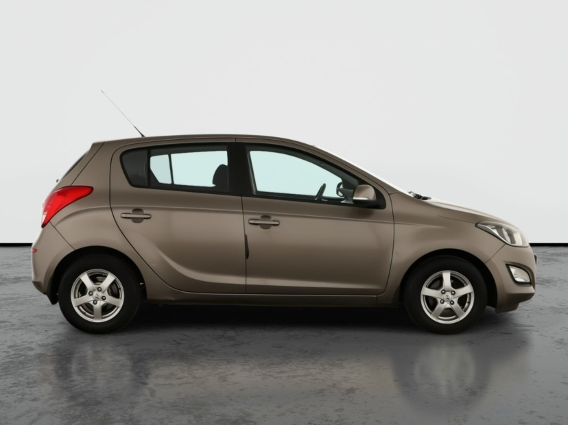 Hyundai i20, 2013