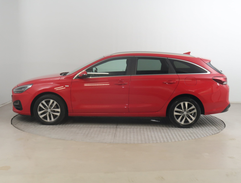 Hyundai i30, 2021
