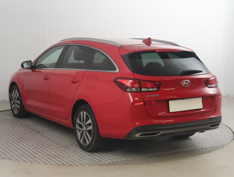 Hyundai i30, 2021
