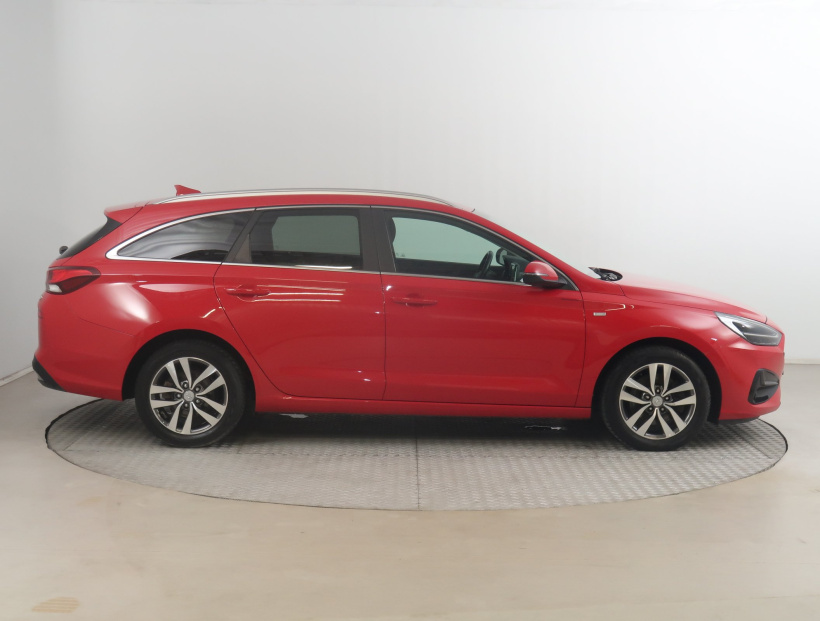 Hyundai i30, 2021