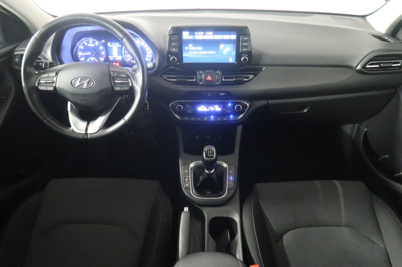 Hyundai i30, 2021