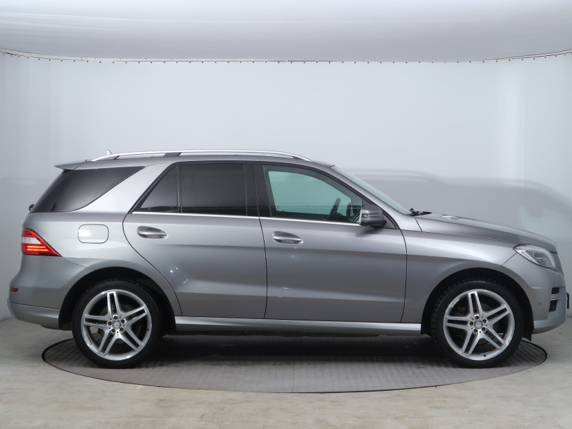 Mercedes-Benz ML, 2013