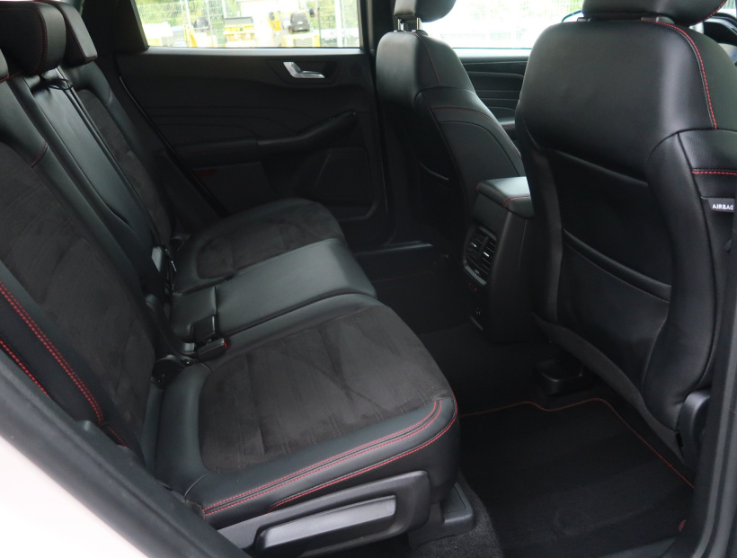 Ford Kuga, 2023