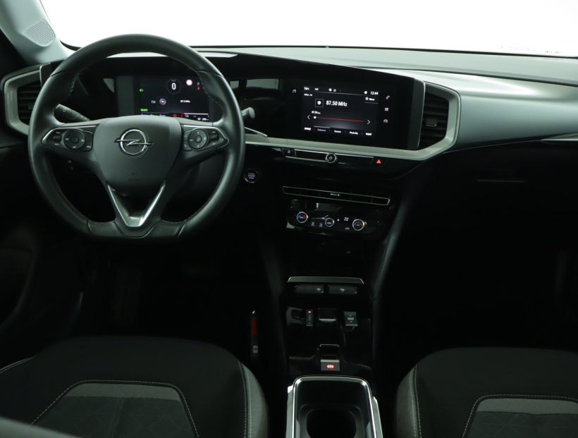 Opel Mokka-e, 2022