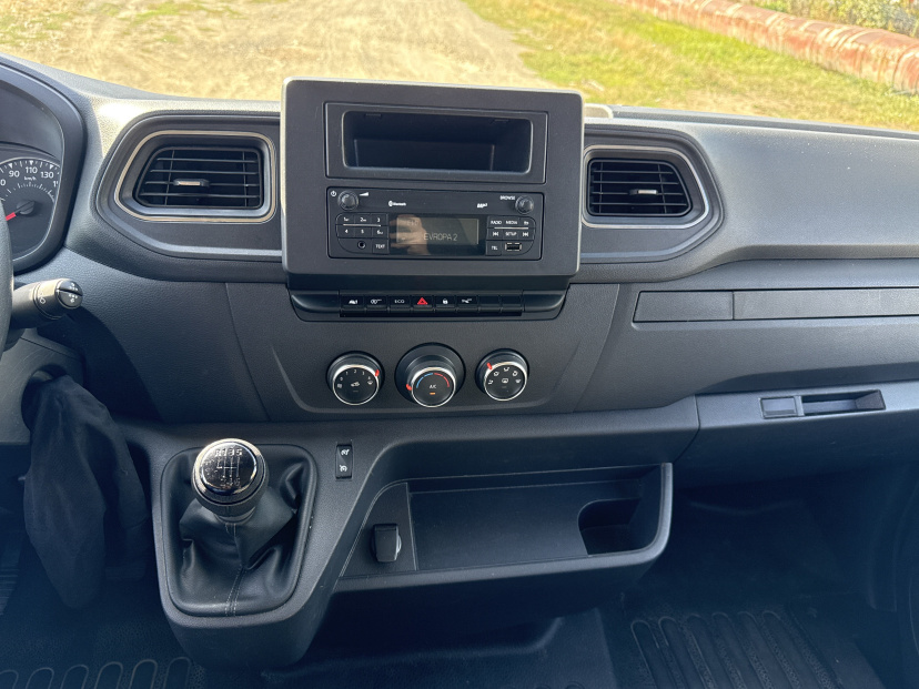Renault Master, 2023