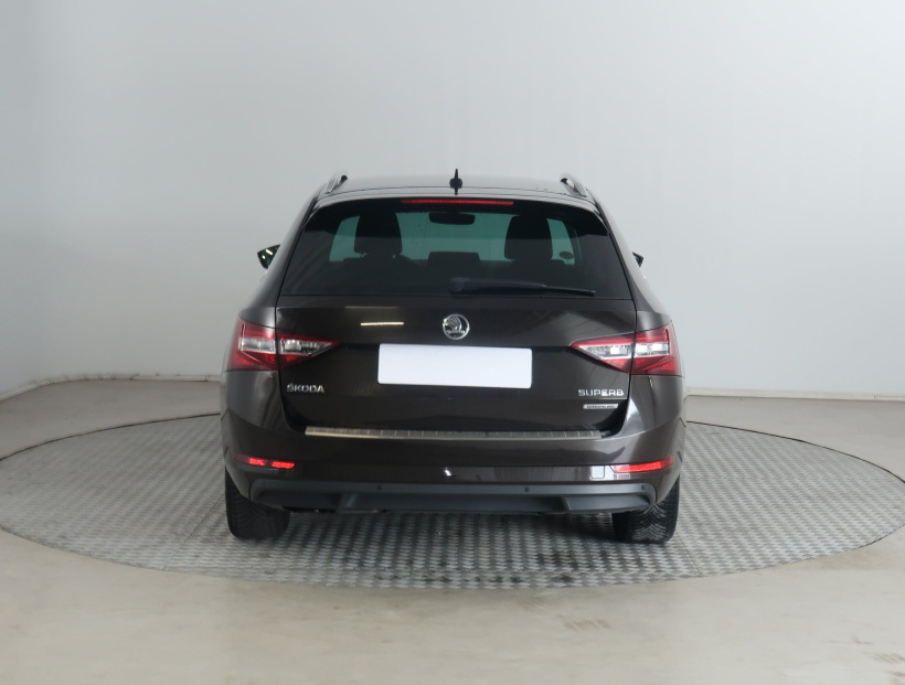 Škoda Superb, 2018