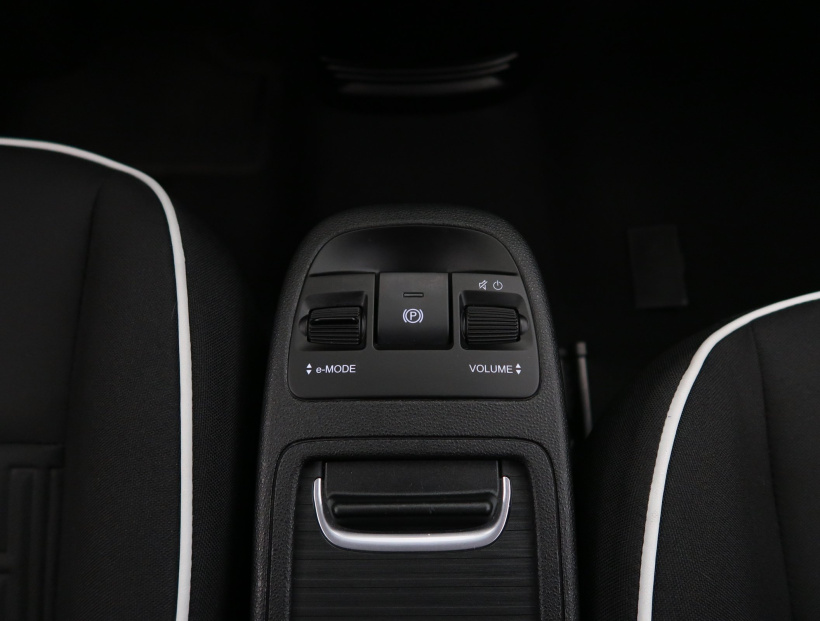 Fiat 500e, 2023