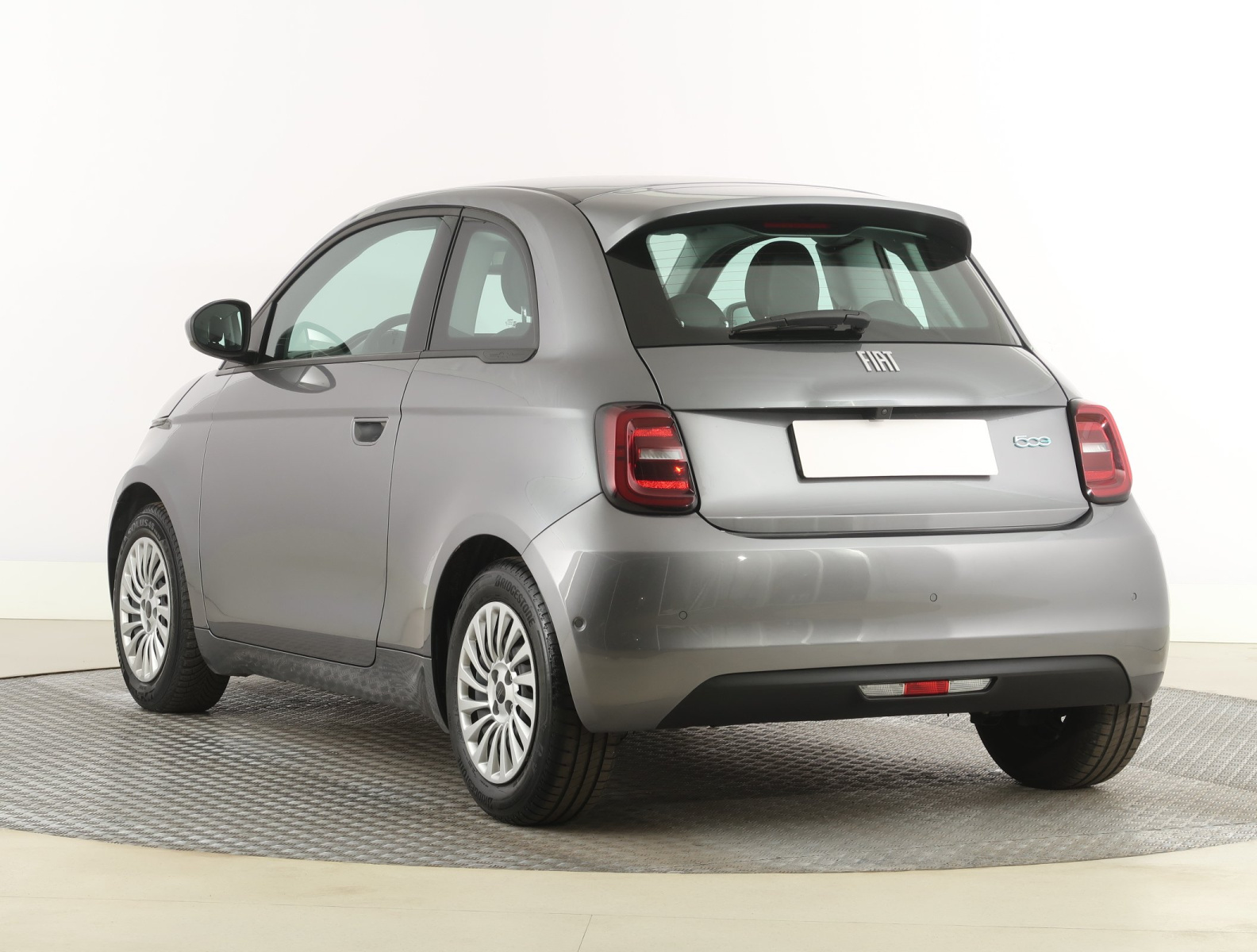 Fiat 500e 42 kWh, 2023, digi klima, virtualní kokpit 5