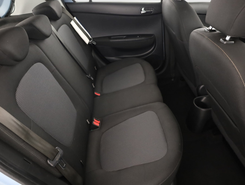 Hyundai i20, 2012
