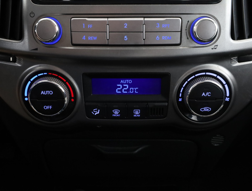 Hyundai i20, 2012